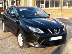Schwarz Gebraucht 2017 Nissan Qashqai N-Connecta SUV | 12.000 € (Guter Preis)