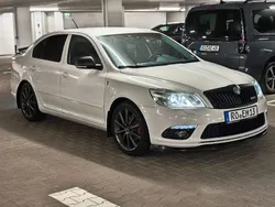 Weiß Gebraucht 2011 Skoda Octavia vRS Limousine | 8.850 € (Teuer)