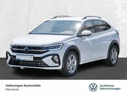 Pure white Gebraucht 2024 VW Taigo R-line SUV | 27.470 € (Teuer)