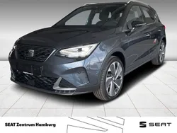 Magnetic grau metallic / midni Gebraucht 2024 Seat Arona FR SUV | 25.870 € (Etwas zu teuer)