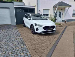 Weiß Gebraucht 2022 Ford Focus Active Kombi | 21.000 € (Fairer Preis)