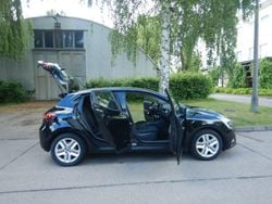 Schwarz Gebraucht 2021 Renault Clio V Zen Kleinwagen | 14.200 € (Fairer Preis)