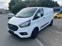 Weiß Gebraucht 2019 Ford Transit Custom Trend Van / Kleinbus | 17.990 € (Guter Preis)