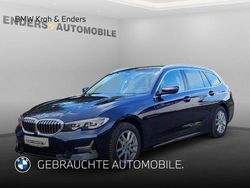 Blau Gebraucht 2021 BMW 320 Efficient Dynamics Kombi | 30.990 € (Fairer Preis)