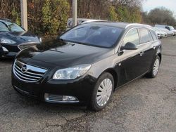 Schwarz Gebraucht 2013 Opel Insignia Kombi | 2.990 € (Superpreis)