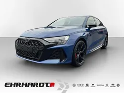 Blau Neu 2025 Audi RS3 Sportback Sport Kleinwagen | 69.940 € (Guter Preis)