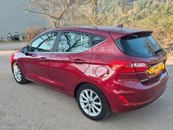 Rot Gebraucht 2018 Ford Fiesta Titanium Kleinwagen | 12.200 € (Fairer Preis)