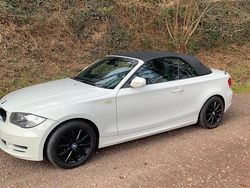 Weiß Gebraucht 2010 BMW 118 Cabriolet Cabrio | 7.800 € (Fairer Preis)