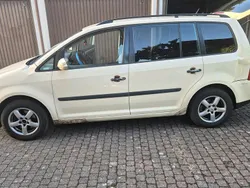 Beige Gebraucht 2004 VW Touran Van / Kleinbus | 500 € (Superpreis)
