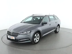 Grau Gebraucht 2022 Skoda Superb Style Kombi | 24.150 € (Superpreis)