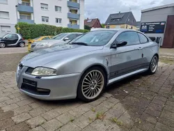 Silber Gebraucht 2004 Alfa Romeo GT Distinctive Coupé | 650 €