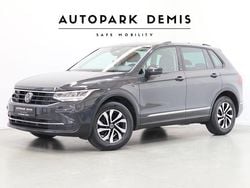 Grau Gebraucht 2022 VW Tiguan Active SUV | 23.485 € (Guter Preis)