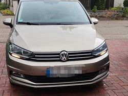 Beige Gebraucht 2017 VW Touran Van / Kleinbus | 13.500 € (Fairer Preis)