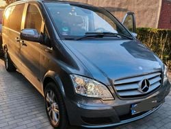 Grau Gebraucht 2011 Mercedes Viano Van / Kleinbus | 17.500 € (Etwas zu teuer)
