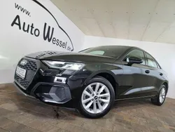 Mythosschwarz metallic (metallic) Gebraucht 2020 Audi A3 Comfort Limousine | 21.900 € (Teuer)