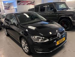 Schwarz Gebraucht 2017 VW Golf VII Highline Limousine | 8.900 € (Superpreis)