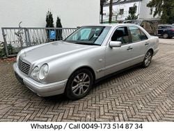 Silber Gebraucht 1998 Mercedes E320 Limousine | 1.950 € (Superpreis)