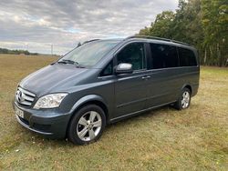Grau Gebraucht 2011 Mercedes Viano Edition Van / Kleinbus | 10.499 € (Teuer)