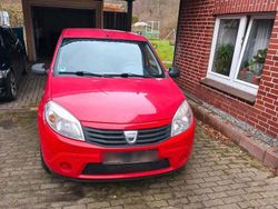 Rot Gebraucht 2009 Dacia Sandero Kleinwagen | 1.350 €