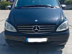 Schwarz Gebraucht 2010 Mercedes Viano Van / Kleinbus | 11.990 € (Fairer Preis)