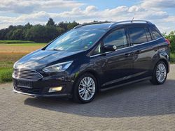 Schwarz Gebraucht 2015 Ford Grand C-Max Titanium Van / Kleinbus | 6.890 € (Fairer Preis)