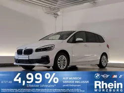 Weiß Gebraucht 2022 BMW 218 Gran Tourer Van / Kleinbus | 22.740 € (Fairer Preis)