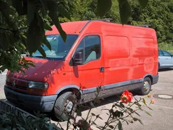 Rot Gebraucht 2001 Renault Master Van | 1.950 € (Guter Preis)
