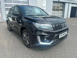 Schwarz Neu 2024 Suzuki Vitara Comfort SUV | 26.150 € (Fairer Preis)