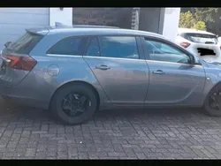 Grau Gebraucht 2016 Opel Insignia Kombi | 13.200 €
