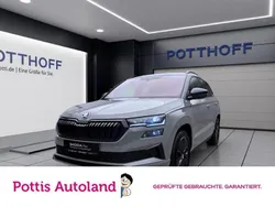Grau Gebraucht 2024 Skoda Karoq SportLine SUV | 35.777 € (Guter Preis)
