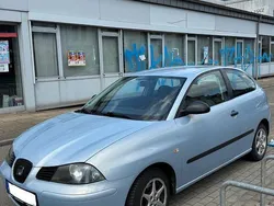Blau Gebraucht 2004 Seat Ibiza Limousine | 1.200 € (Fairer Preis)