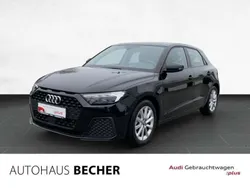 Mythosschwarz metallic Gebraucht 2019 Audi A1 Sportback Design Kleinwagen | 17.430 € (Superpreis)