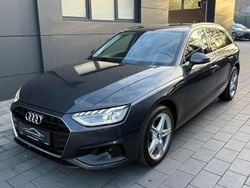 Grau Gebraucht 2021 Audi A4 Ambiente Kombi | 20.900 € (Fairer Preis)