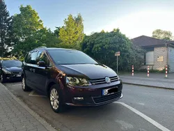 Rot Gebraucht 2015 VW Sharan Beach Van / Kleinbus | 22.000 € (Etwas zu teuer)