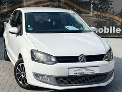 Weiß Gebraucht 2010 VW Polo Comfortline Limousine | 5.490 € (Fairer Preis)