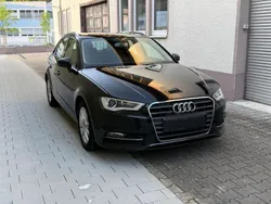 Schwarz Gebraucht 2013 Audi A3 Sportback Ambition Limousine | 7.000 € (Superpreis)