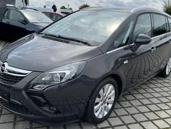 Grau Gebraucht 2012 Opel Zafira Tourer Innovation Van / Kleinbus | 8.500 € (Fairer Preis)
