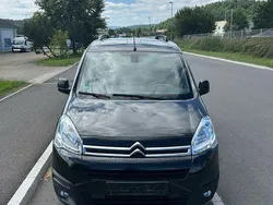 Schwarz Gebraucht 2018 Citroën Berlingo Shine Van / Kleinbus | 14.100 € (Fairer Preis)