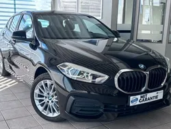 Schwarz Gebraucht 2021 BMW 118 Comfort Edition Kleinwagen | 18.299 € (Superpreis)