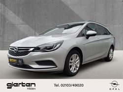 Silber Gebraucht 2018 Opel Astra Edition Kombi | 10.900 € (Fairer Preis)