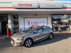 Grau Gebraucht 2019 Ford Focus Active Limousine | 14.690 € (Guter Preis)