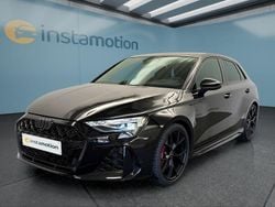 Schwarz Gebraucht 2025 Audi RS3 Sportback Kleinwagen | 71.449 € (Etwas zu teuer)