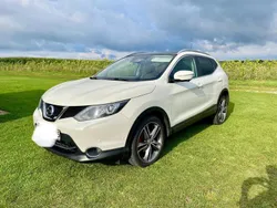 Weiß Gebraucht 2014 Nissan Qashqai SUV | 9.500 € (Etwas zu teuer)
