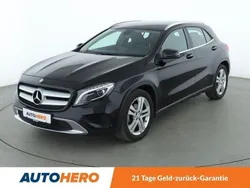 Schwarz Gebraucht 2016 Mercedes GLA180 Urban SUV | 17.160 € (Fairer Preis)