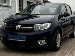 Blau Gebraucht 2018 Dacia Sandero Stepway Limousine | 5.900 € (Fairer Preis)