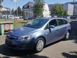 Blau Gebraucht 2011 Opel Astra Edition Kombi | 6.999 € (Teuer)