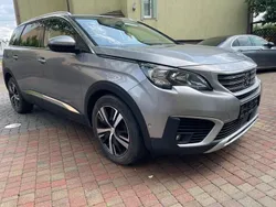 Grau Gebraucht 2018 Peugeot 5008 Allure Van / Kleinbus | 17.990 € (Superpreis)
