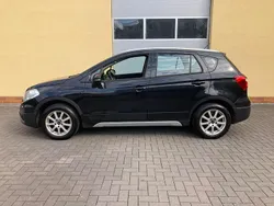Schwarz Gebraucht 2014 Suzuki SX4 S-Cross Comfort+ SUV | 7.790 € (Etwas zu teuer)
