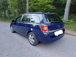 Blau Gebraucht 2010 Opel Astra Edition Kombi | 2.300 € (Superpreis)