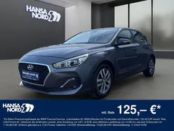 Grau Gebraucht 2019 Hyundai i30 Limousine | 16.250 € (Fairer Preis)